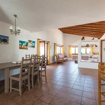 Binimaria Villa *
